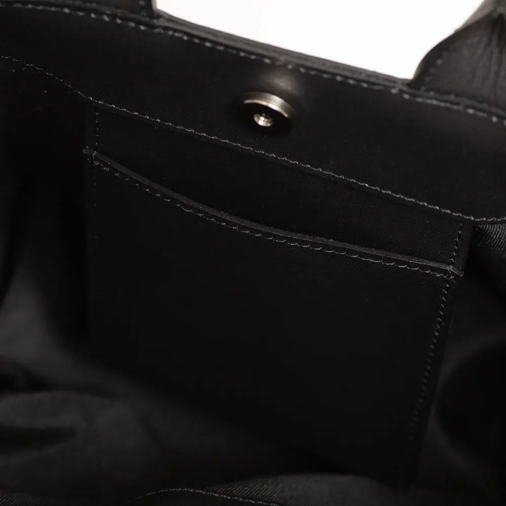 Pyramid Studs “WAY Square Tote【LB023-6】