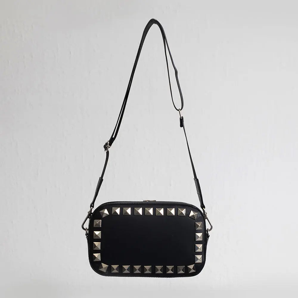 pyramid studs mini shoulder【LB023-5】